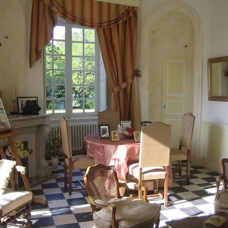 Oda ve Kahvaltı Chateau De Bonnet *